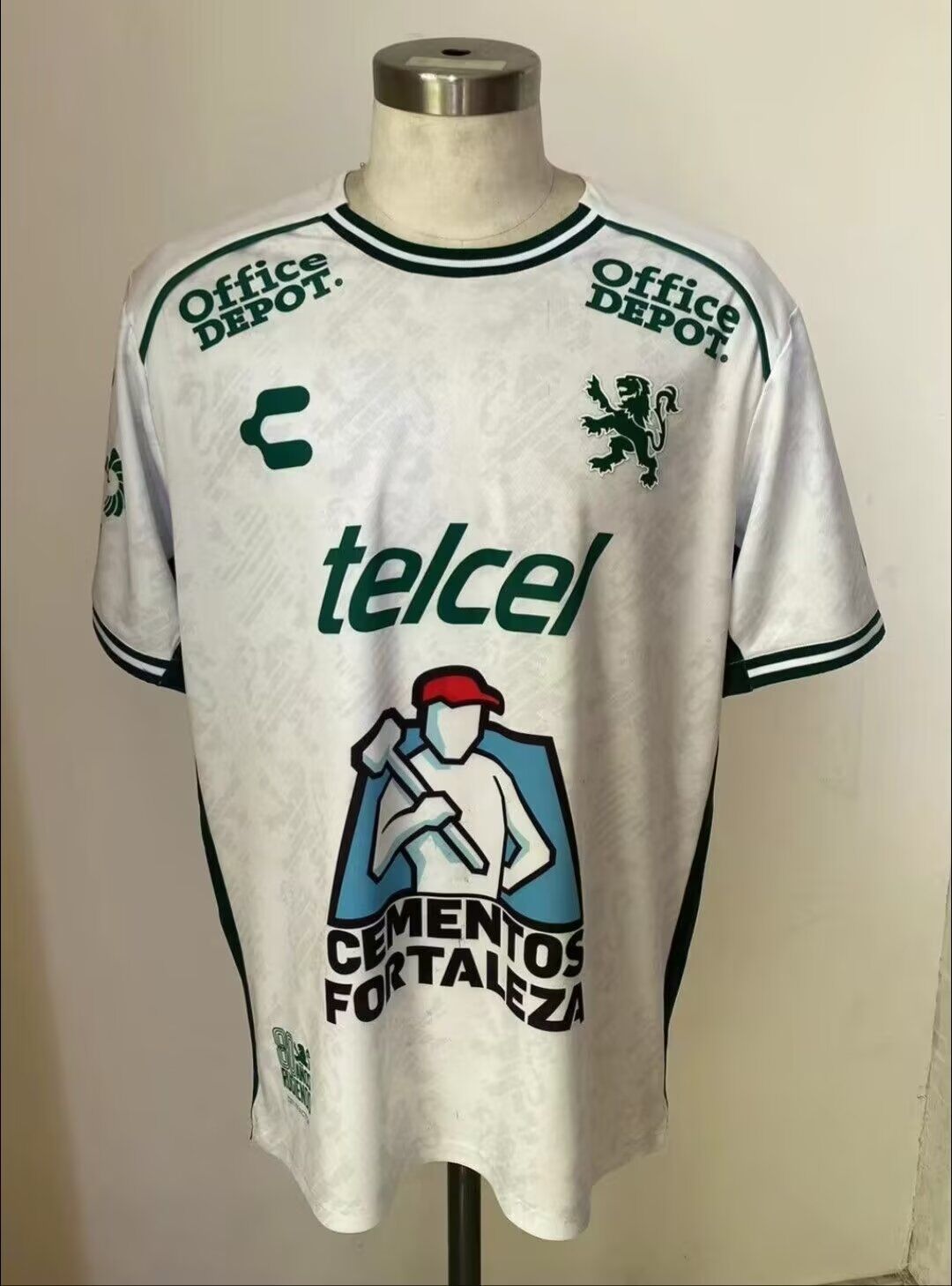 AAA Quality Club Leon 24/25 Away White Soccer Jersey